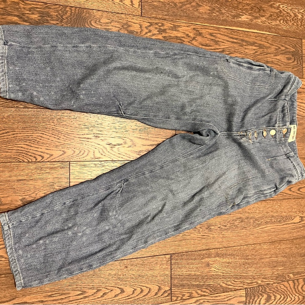 Free People Gray Straight Leg Jeans with Full-Length Design